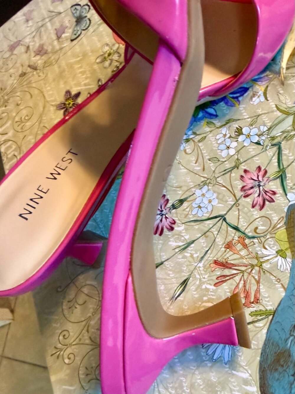 Pink Patent Nine West Luvlie Kitten Heeled Slide Sandals - Picture 5 of 5